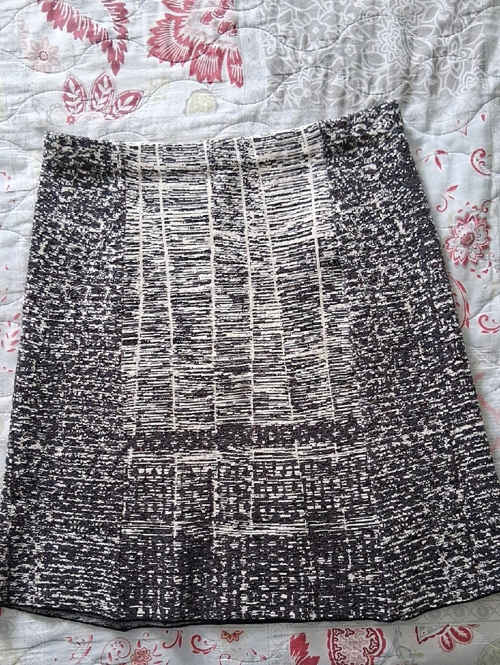 NIC+ZOE Black and White Graphic A-Line Skirt